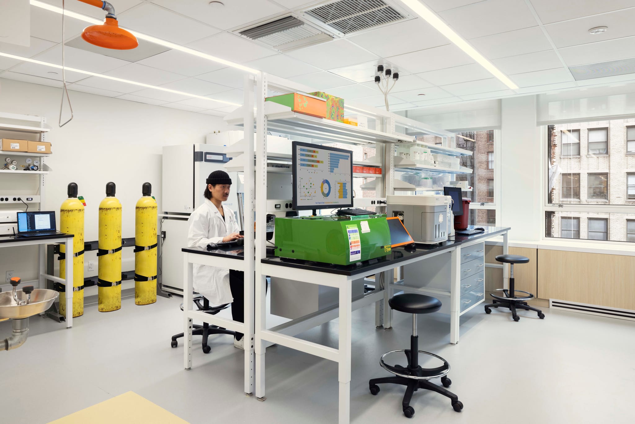 What’s Hot in Life Sciences Design? Five Key Trends For 2024
